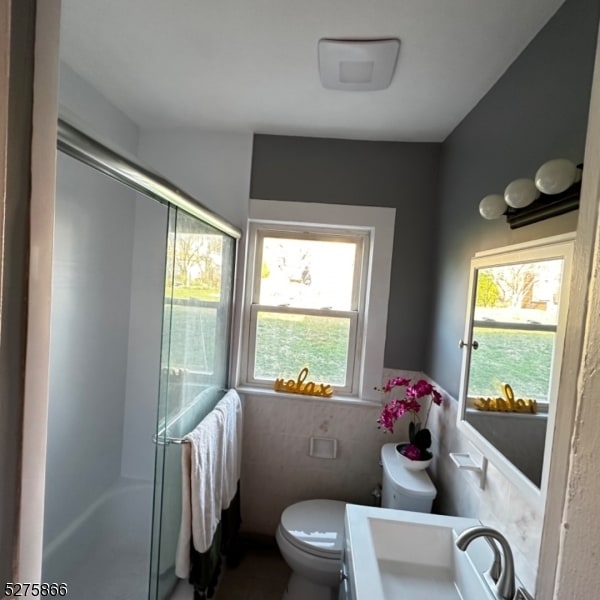 Building Photo - 46 Elmwood Ave