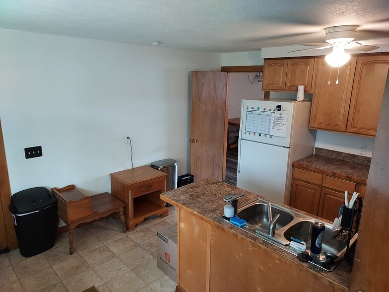 Spacious Kitchen. - 1145 Cleveland Dr