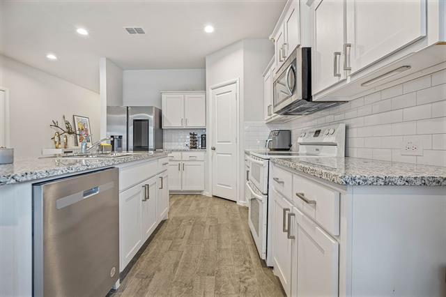 Building Photo - 8633 Angel Gardens Dr