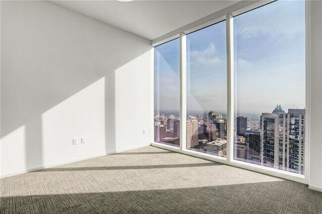 Building Photo - 301 West Ave