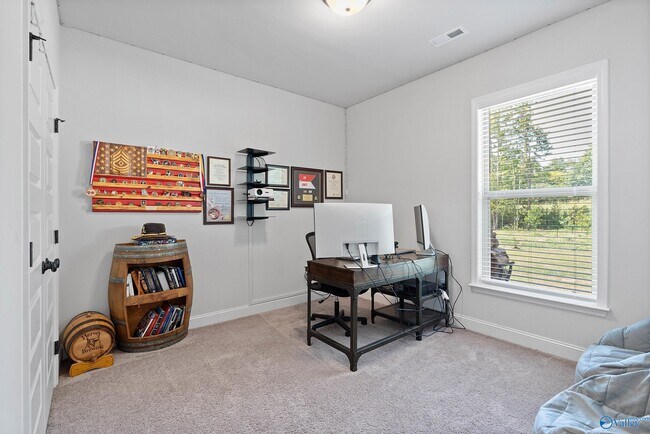 Building Photo - 132 Kambry Grv Dr