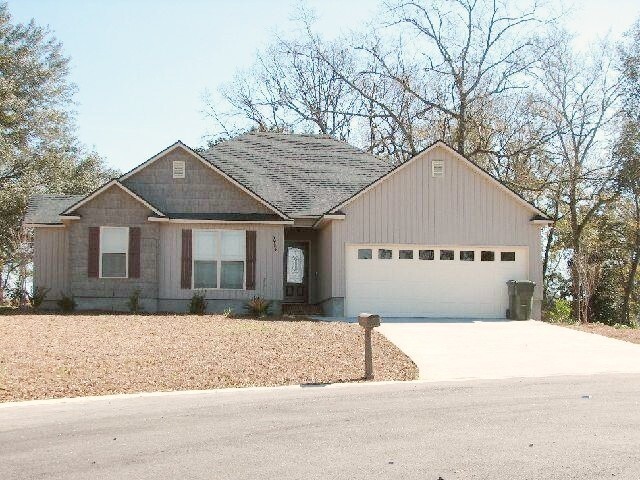 Primary Photo - 3 Bedroom Home in the County