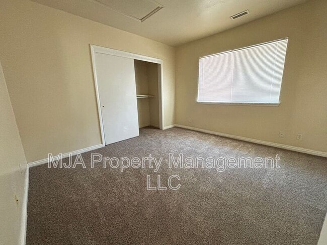 Building Photo - 1379 W 900 S