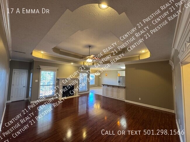 Building Photo - 17 Emma Dr