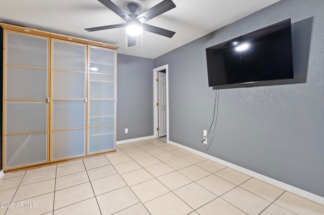 Building Photo - 13810 N 48th Ave