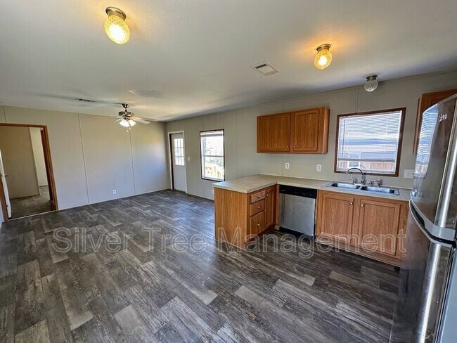 Primary Photo - 260 Lark Meadow Dr