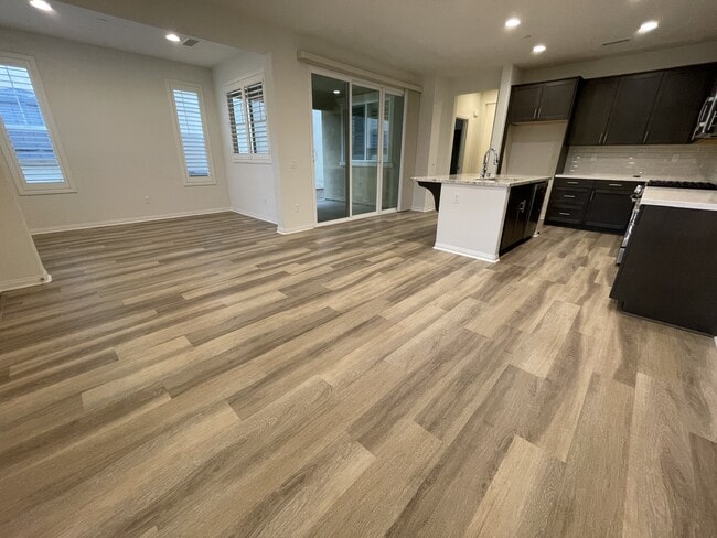 Building Photo - 179 Stage Trail Rd.