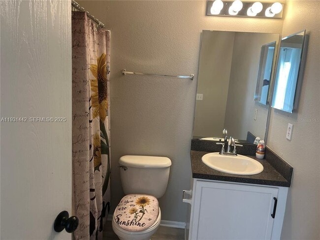 Building Photo - 189 Emeraldview Ave