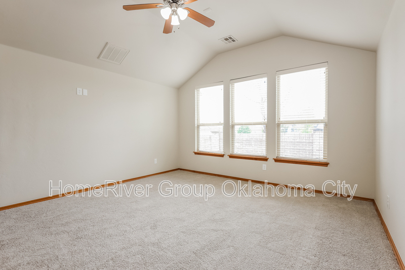Building Photo - 2512 NW 179th Ct