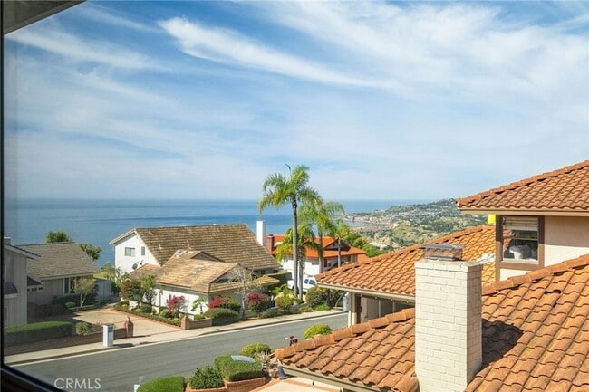 Building Photo - 3675 Vigilance Dr