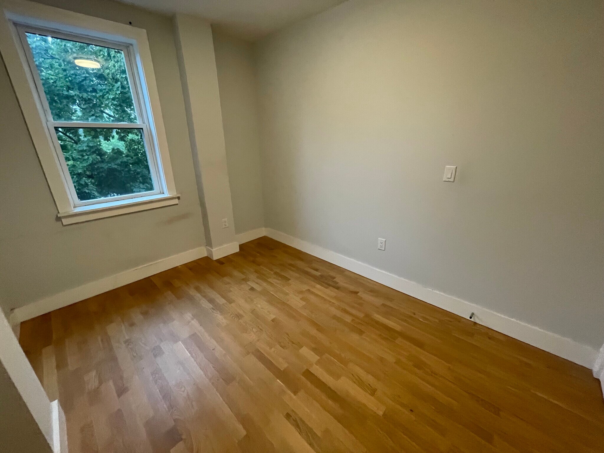 Building Photo - 130 Highland Ave