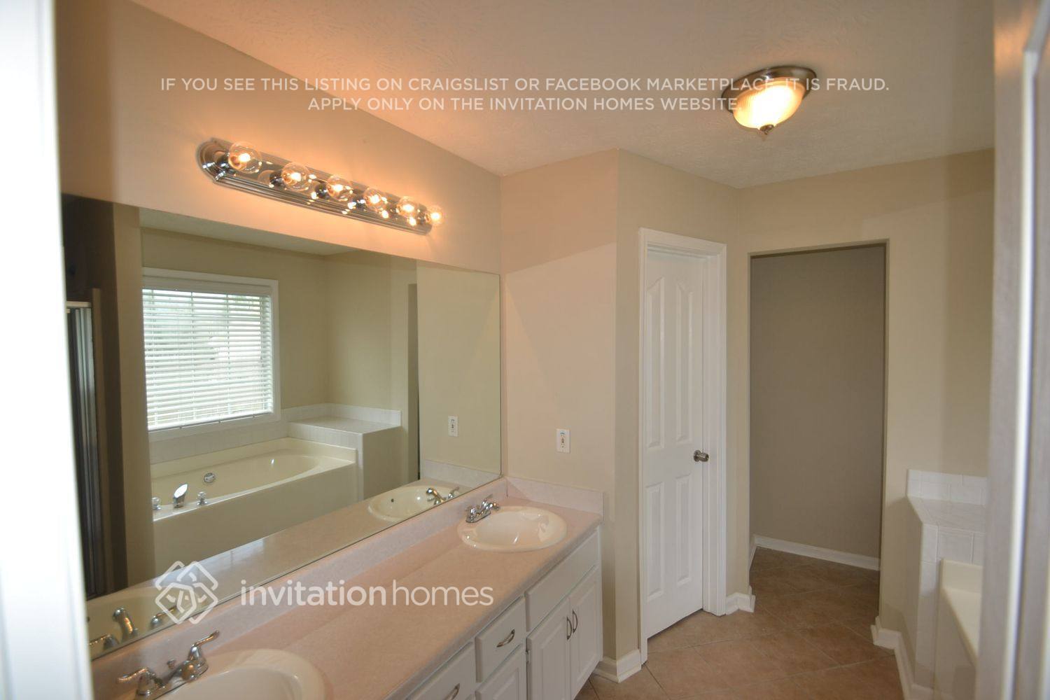 Building Photo - 540 Plantation Cove