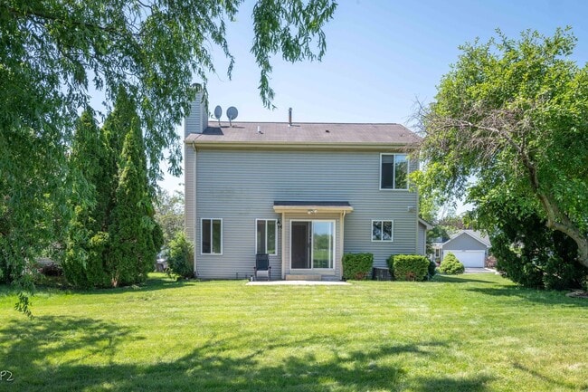 Building Photo - 21258 Cascade Ct