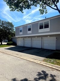 Building Photo - 674 Cleo Ct