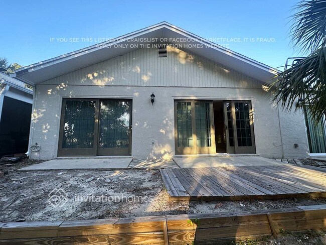 Building Photo - 1463 Oak Pl