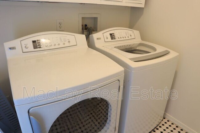Building Photo - 4201 N 35th St