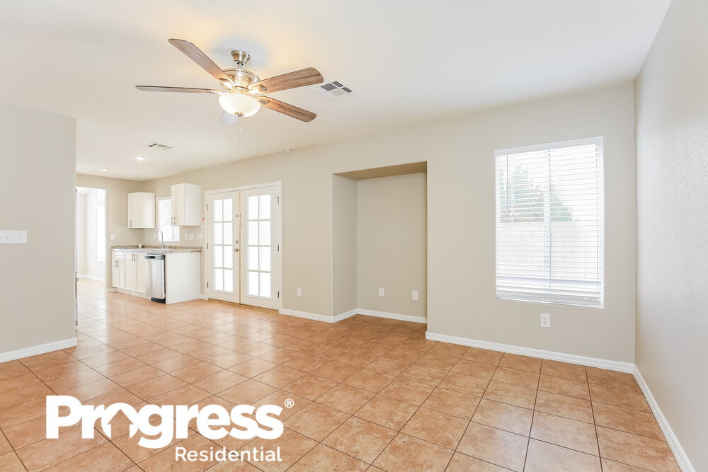 Building Photo - 9123 Sangria Ln