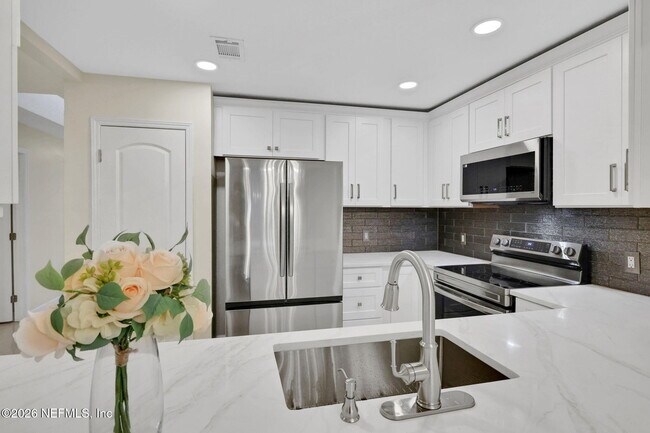 Building Photo - 181 Aruba Ln