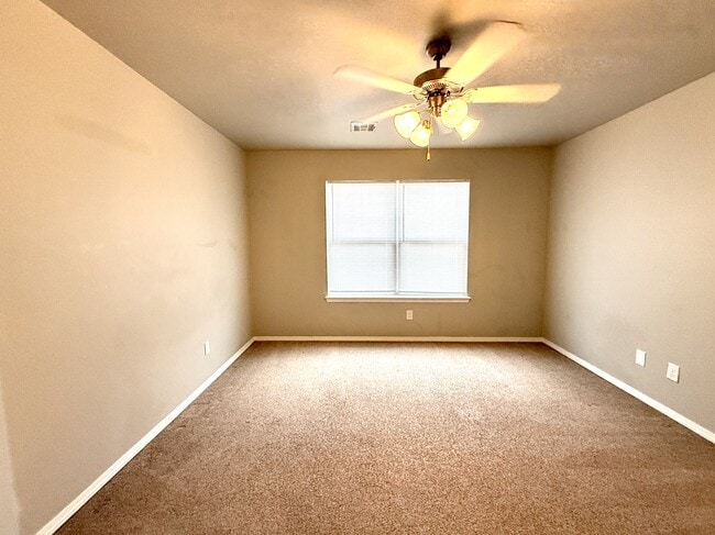 Building Photo - 4613 Mill Creek Dr