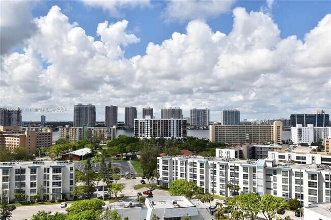 Building Photo - 17555 Atlantic Blvd