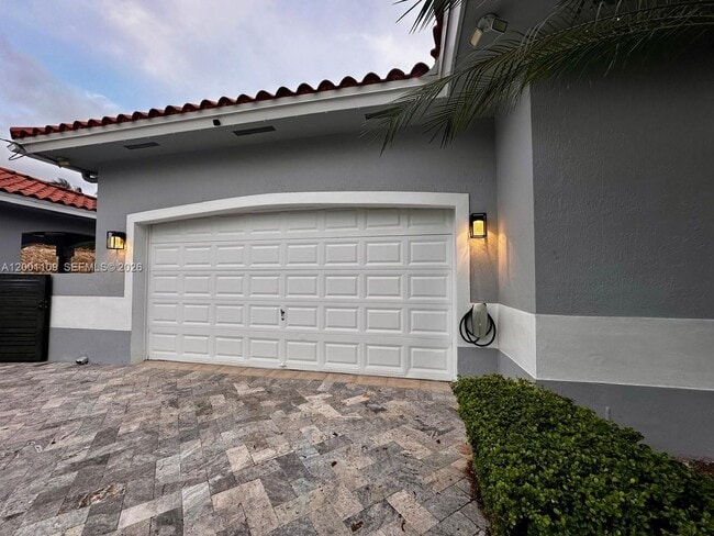 Building Photo - 223 NW 129th Ave