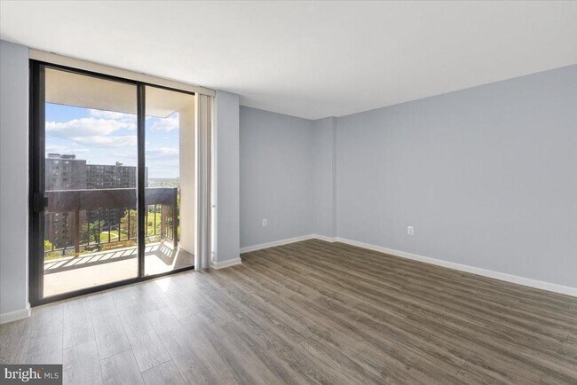 Building Photo - 5300 Holmes Run Pkwy