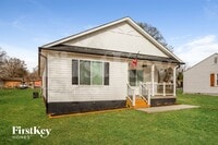 Building Photo - 621 E Mills Dr