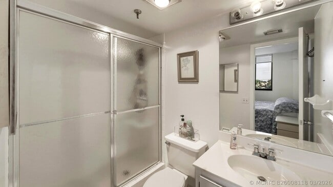 Building Photo - 2300 NE 33rd Ave