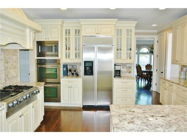 Building Photo - 9830 Autry Falls Dr