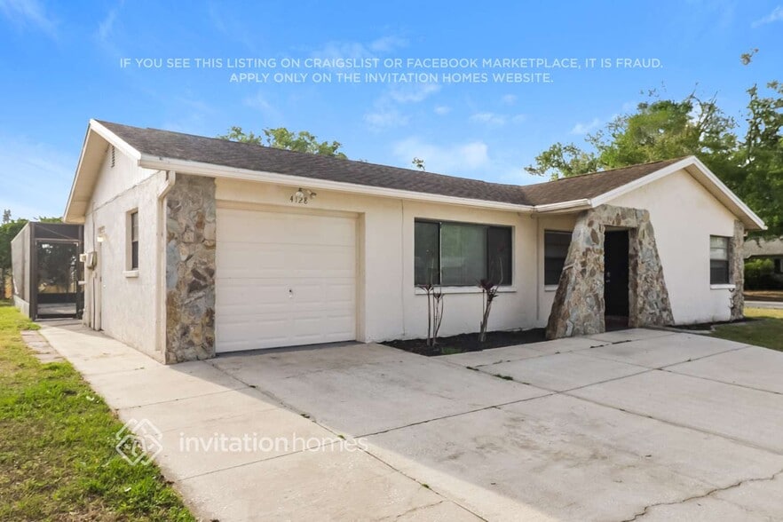 Building Photo - 4128 Gray Squirrel Ln