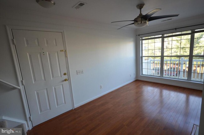 Building Photo - 46891 Eaton Terrace
