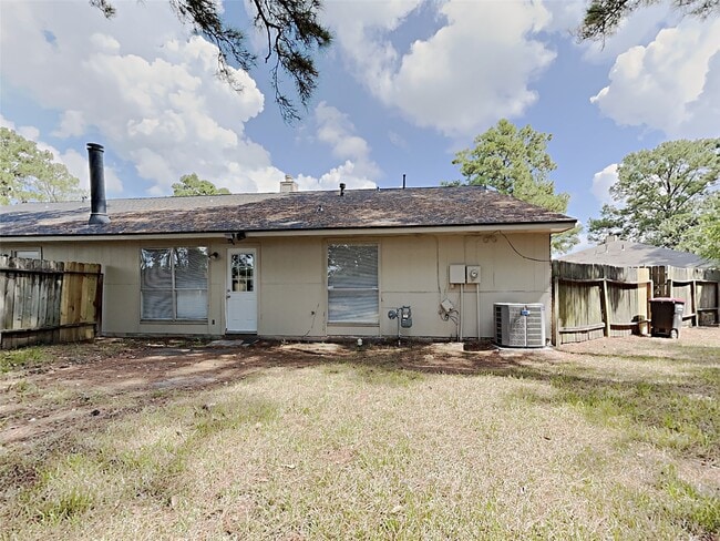 Building Photo - 2214 Spring Dusk Dr