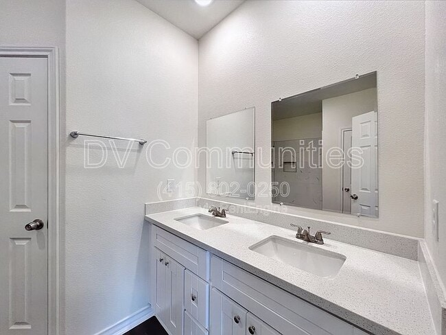Building Photo - 906 Boyd Ct