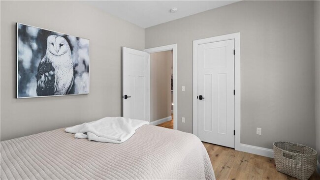 Building Photo - 1241 Saugatucket Rd