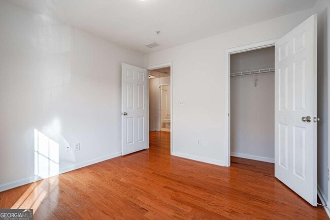 Building Photo - 112 Brianna Way