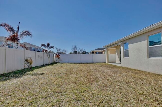 Building Photo - Stylish, Updated 3/2 Home in One of Millennia Park’s Gated Communities! Available Now!