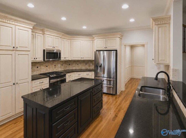 Building Photo - 14263 Muirfield Dr