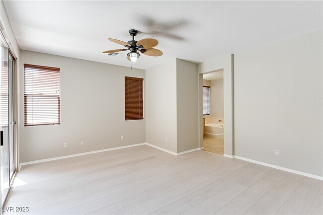Building Photo - 1221 Sonatina Dr