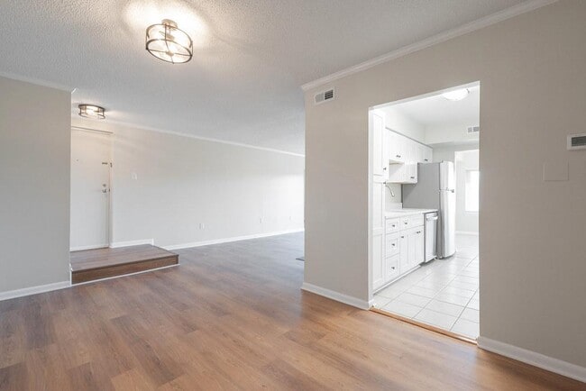 Building Photo - 1509 Regency Woods Rd