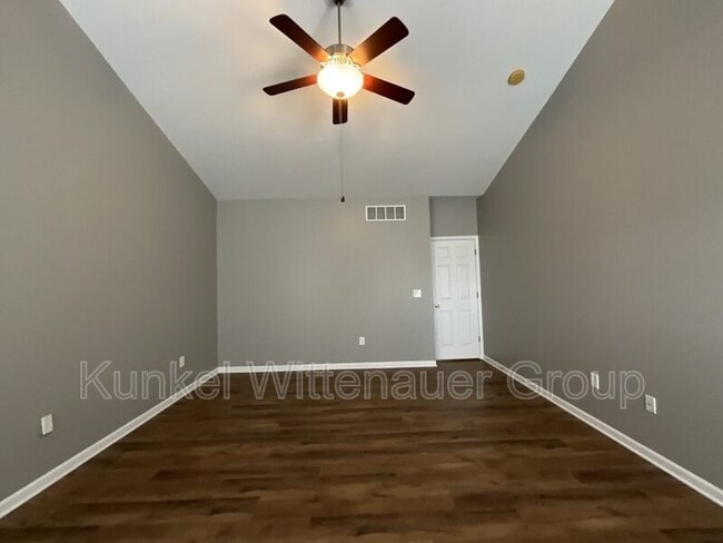 Building Photo - 2308 Four Lakes Dr