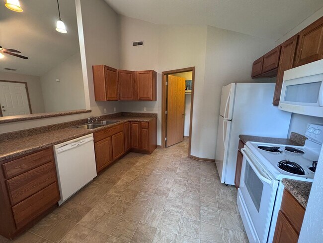 Building Photo - 29 Boone Crossing