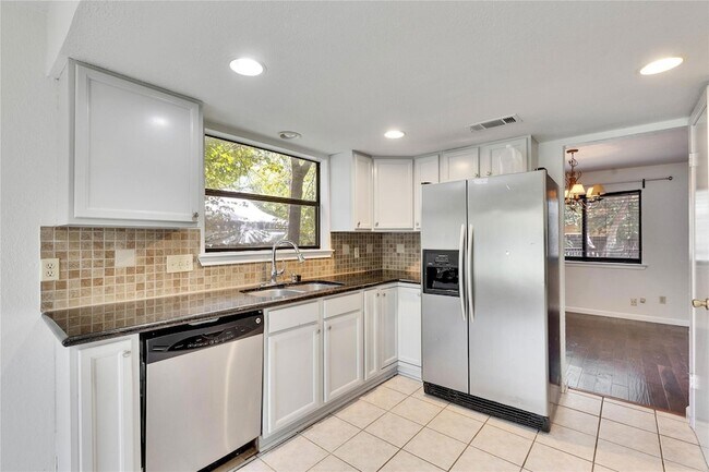 Building Photo - 7501 Gaines Mill Ln