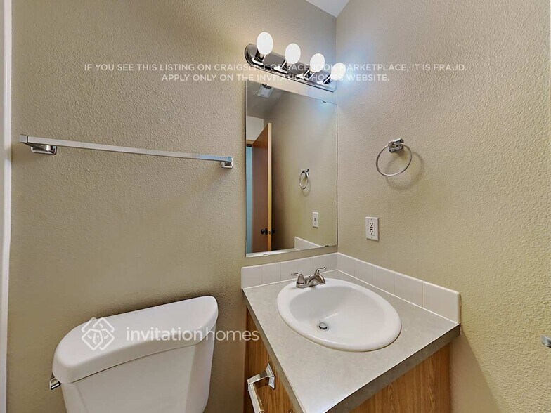 Building Photo - 1206 Boatman Ave NW
