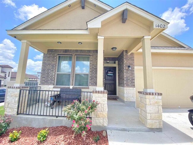 Building Photo - 1402 Orto Dr.