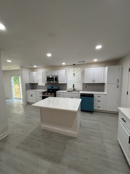 Building Photo - 3221 New Towne Rd