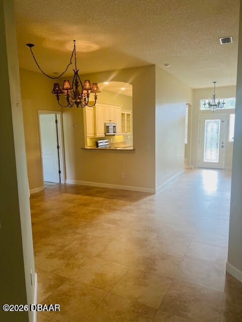 Building Photo - 4 Lonetree Look