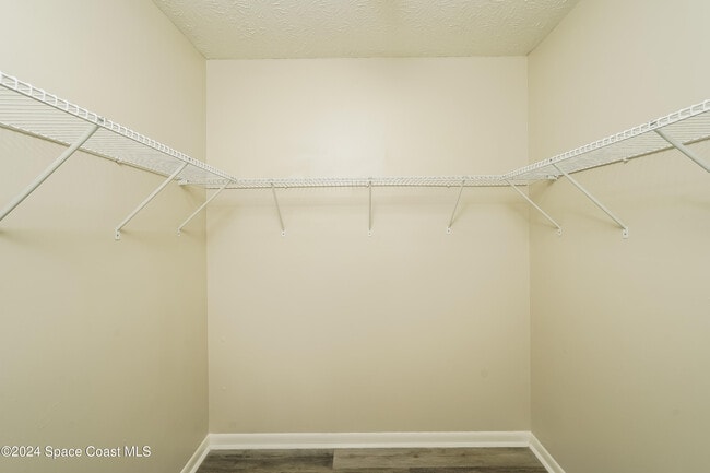 Building Photo - 456 SW Molloy St