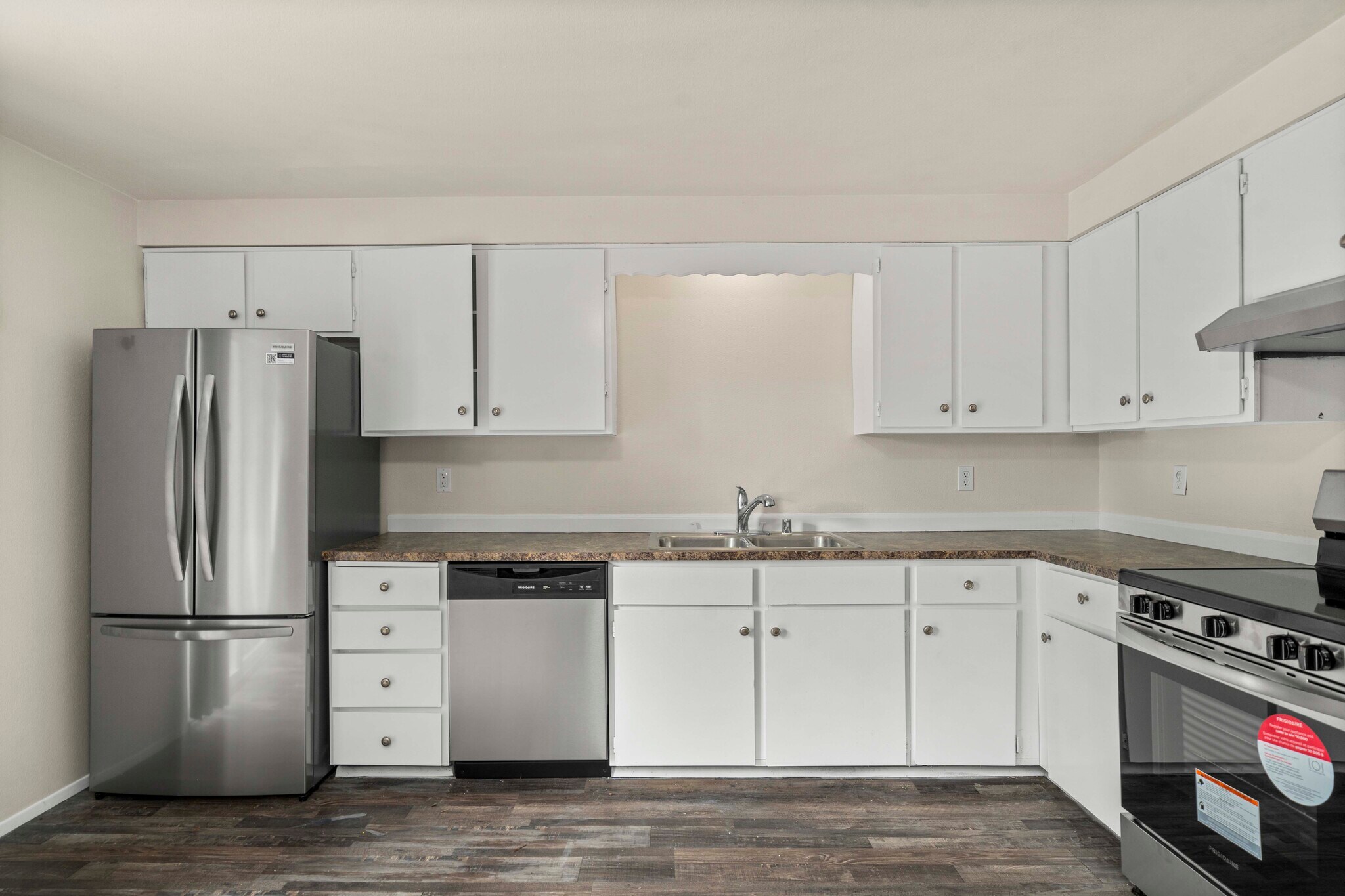 Kitchen - 523 159th St E