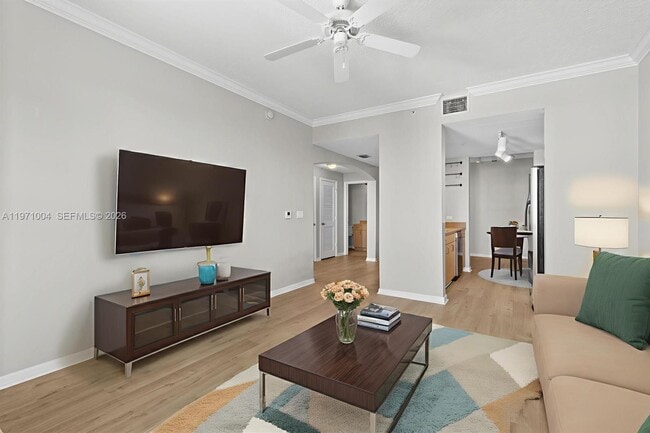 Building Photo - 533 NE 3rd Ave