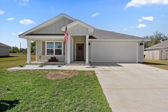 Building Photo - 810 Otto Loop